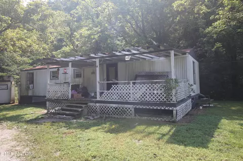 564 Keylon Dr, Harriman, TN 37748