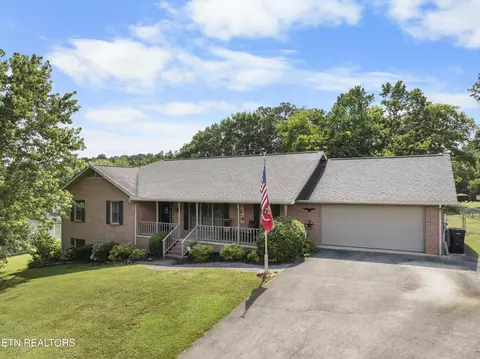 717 Clydesdale Ave, Seymour, TN 37865