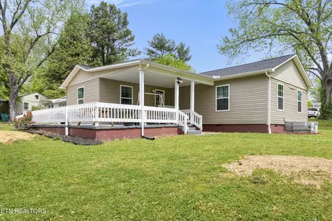 214 Byerley Ave, Maryville, TN 37804