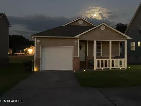 1307 William Holt Blvd, Sevierville, TN 37862