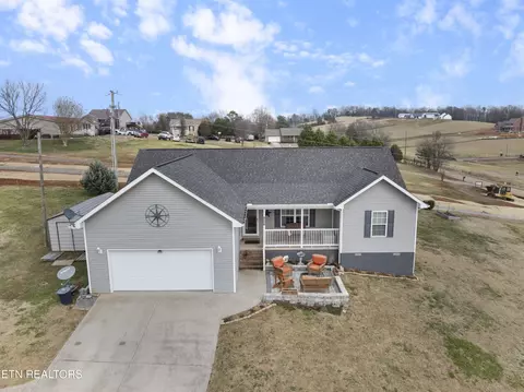 5433 Old Niles Ferry Rd, Maryville, TN 37801
