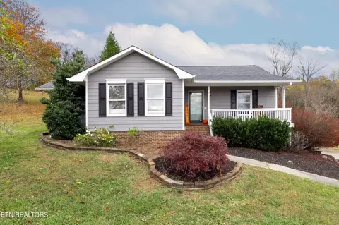 905 Pinewood Cir, Morristown, TN 37814