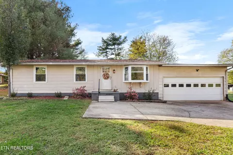 2229 Grey Ridge Rd, Maryville, TN 37801
