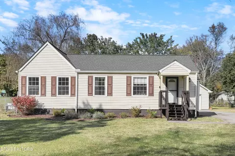 1341 Lee Ln, Knoxville, TN 37920