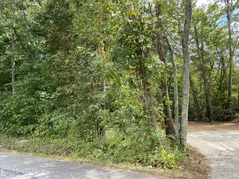 412 Alfred Mccammon Rd, Maryville, TN 37804