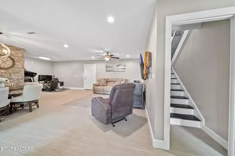 367 Back Nine Dr, White Pine, TN 37890 photo 24