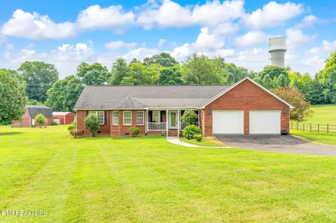 1959 Big Buck Ln, Sevierville, TN 37876