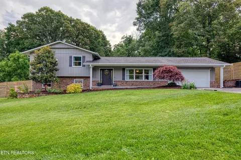 232 Chaho Rd, Knoxville, TN 37934