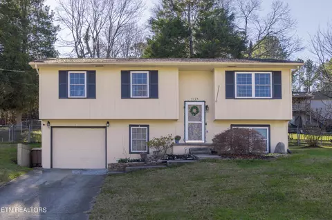 5724 Aloha Ave, Knoxville, TN 37921