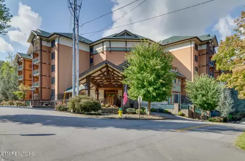 215 Woliss Ln #411, Gatlinburg, TN 37738