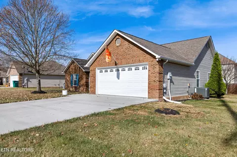 6519 Colossal Ln, Corryton, TN 37721 photo 4