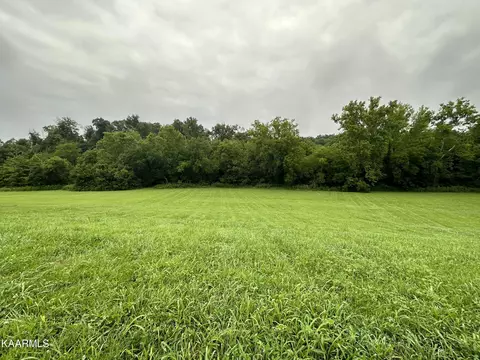 606 Running Brook Dr, Strawberry Plains, TN 37871