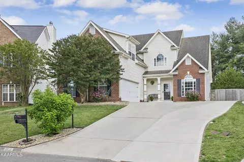 7014 Presidential Ln, Knoxville, TN 37931