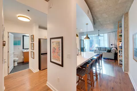 301 Demonbreun St #813, Nashville, TN 37201