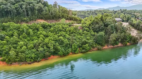 65 Stone Brg, Dandridge, TN 37725