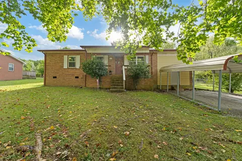 116 Lowell Dr W, Fayetteville, TN 37334