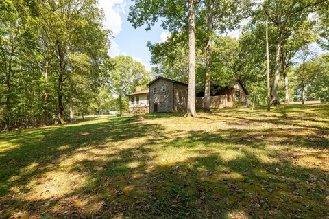 Exterior - 4552 Elkins Dr, Centerville, TN 37033 photo 14 of 19