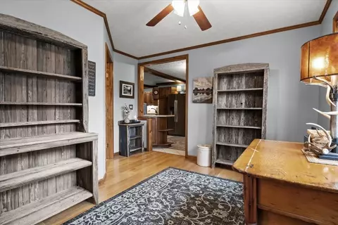 Entry Way - 4552 Elkins Dr, Centerville, TN 37033 photo 6 of 7