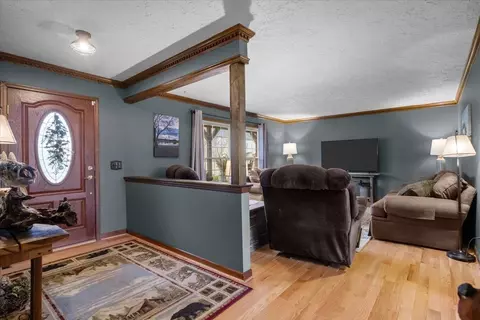 Entry Way - 4552 Elkins Dr, Centerville, TN 37033 photo 1 of 7