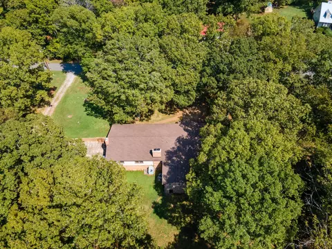View/Area - 4552 Elkins Dr, Centerville, TN 37033 photo 2 of 5