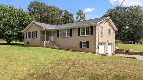 27 Hilldale Church Rd, Fayetteville, TN 37334
