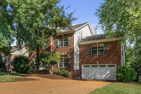 141 Rose Garden Ln, Goodlettsville, TN 37072