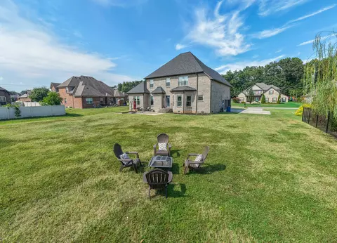 8017 Richpine Dr, Murfreesboro, TN 37128 photo 3
