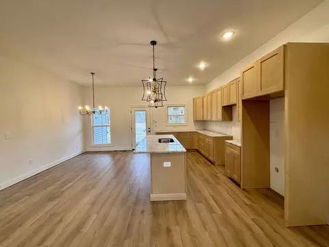 Kitchen - 1798 Pocahontas Rd, Morrison, TN 37357 photo 1 of 4