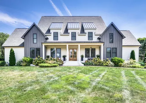 1112 Indian Point Dr, Brentwood, TN 37027