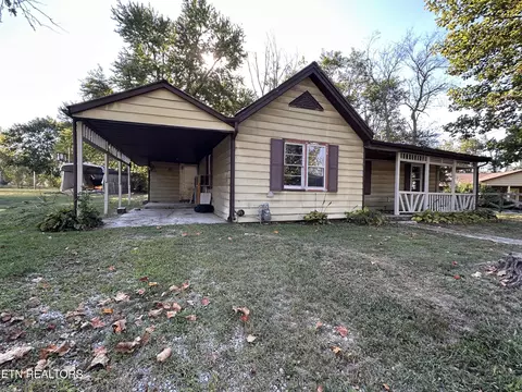 229 Rugby Ave, Jamestown, TN 38556