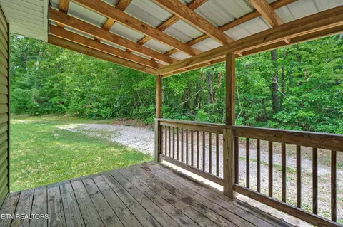 903 Riverchase Tr, Clarkrange, TN 38553 photo 8
