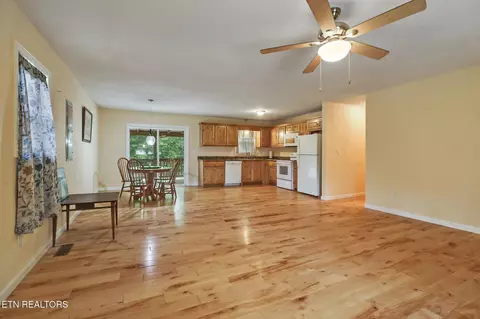 903 Riverchase Tr, Clarkrange, TN 38553 photo 15