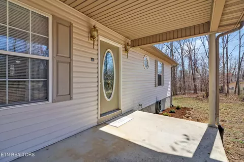 511 Keri Ln, Clarkrange, TN 38553 photo 5