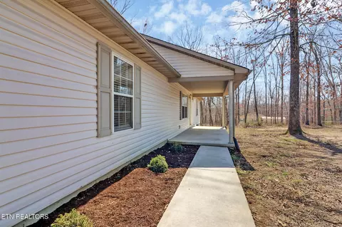 511 Keri Ln, Clarkrange, TN 38553 photo 3