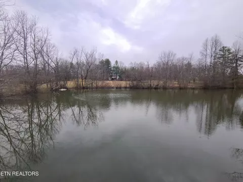 1137 Stinson Rd, Jamestown, TN 38556