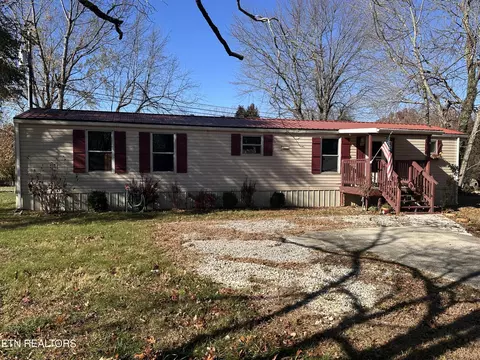 309 Dartmoor Dr, Crossville, TN 38558