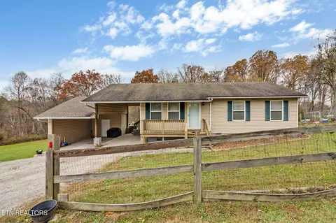 120 Colyers Loop, Jamestown, TN 38556