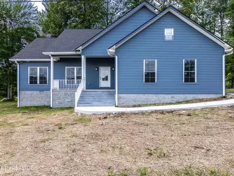 103 White Pine Ln, Jamestown, TN 38556