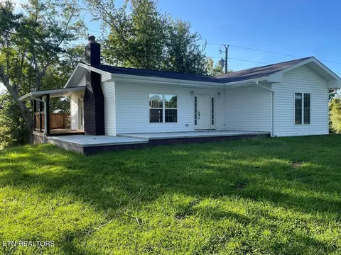 1159 Lovelady Rd, Byrdstown, TN 38549