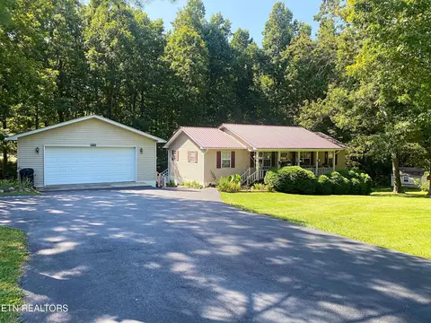 1203 Perimeter Dr, Jamestown, TN 38556