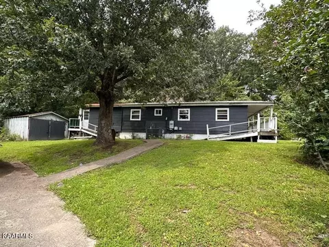 1208 Old Allardt Rd, Jamestown, TN 38556