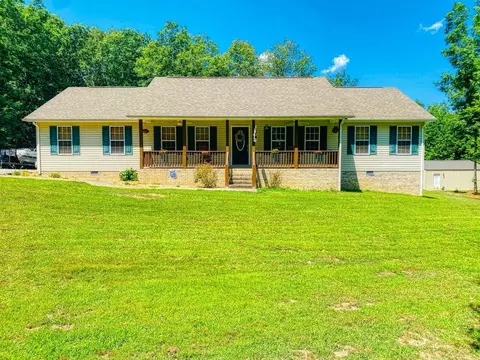 367 Swallows Xing, Grimsley, TN 38565 photo 1
