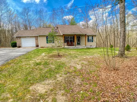 1379 Pilgrim Dr, Grimsley, TN 38565 photo 2