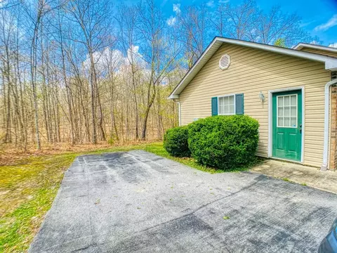 1379 Pilgrim Dr, Grimsley, TN 38565 photo 19