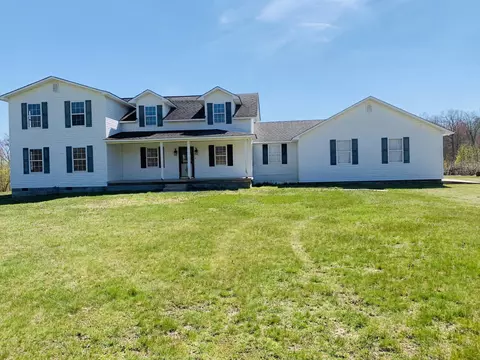 1335 Franklin Loop, Clarkrange, TN 38553 photo 4