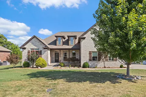 2257 London Ln, Greenbrier, TN 37073
