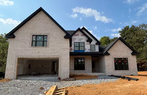 420 Young Ln, Pleasant View, TN 37146