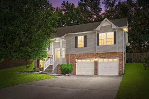174 Sarah Elizabeth Dr, Clarksville, TN 37042