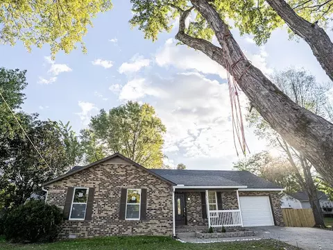 304 Short Ct, Smyrna, TN 37167