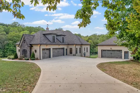 1640 Harvill Rd, Clarksville, TN 37043